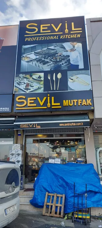 واجهة متجر Sevil Mutfak في محمود باي، باغجلار
